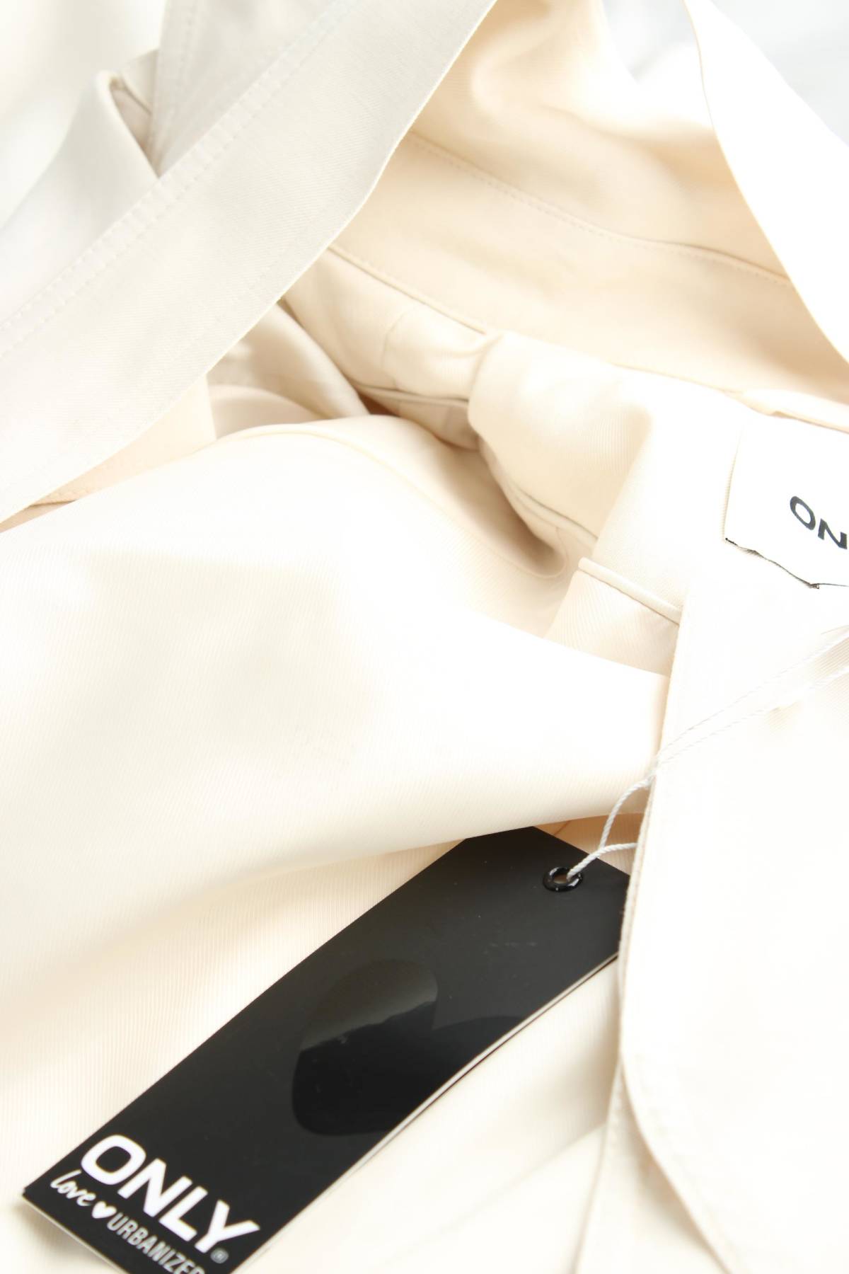 Γυναικείες καπαρντίνες Only4