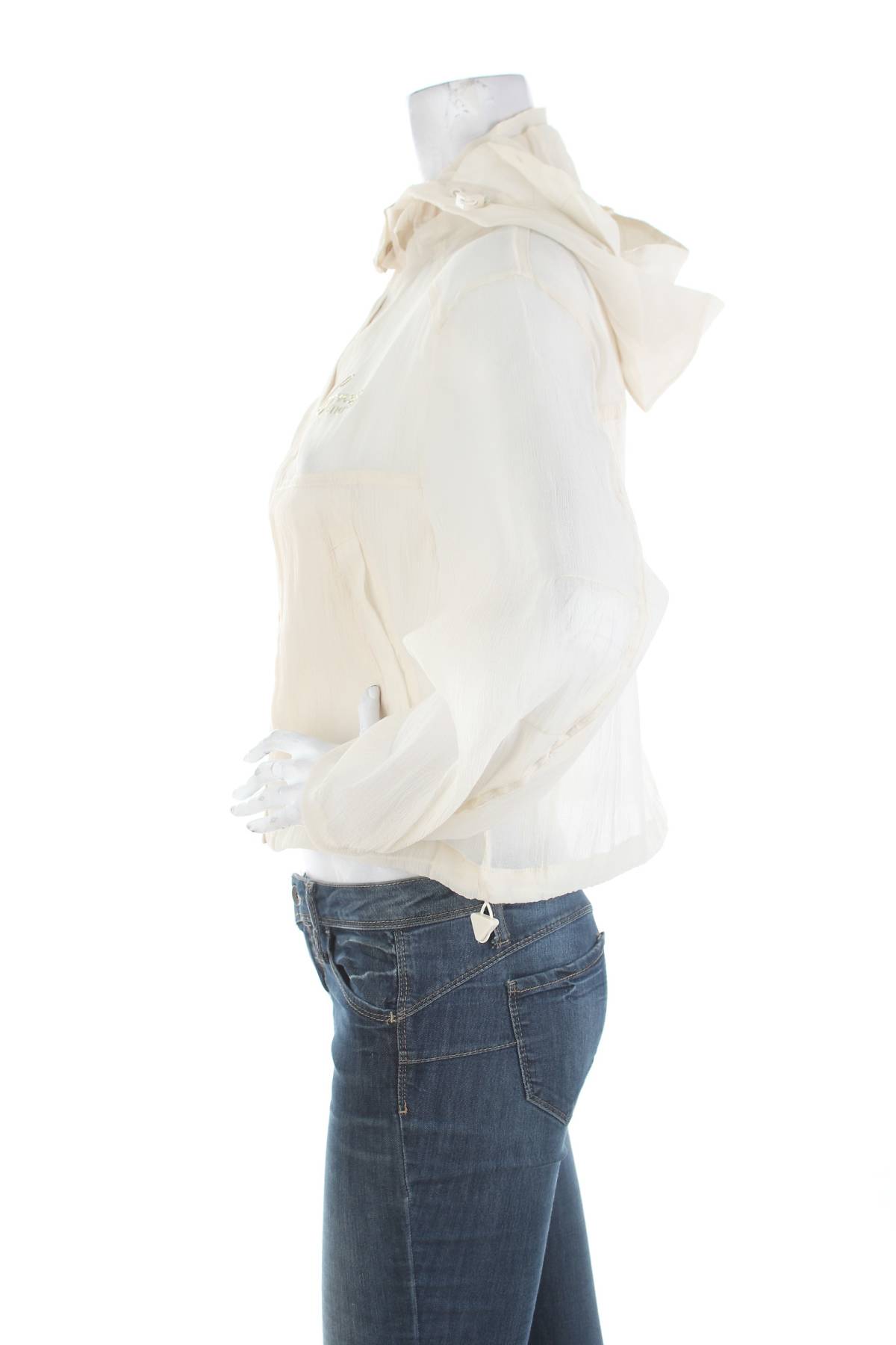 Дамско яке Guess3