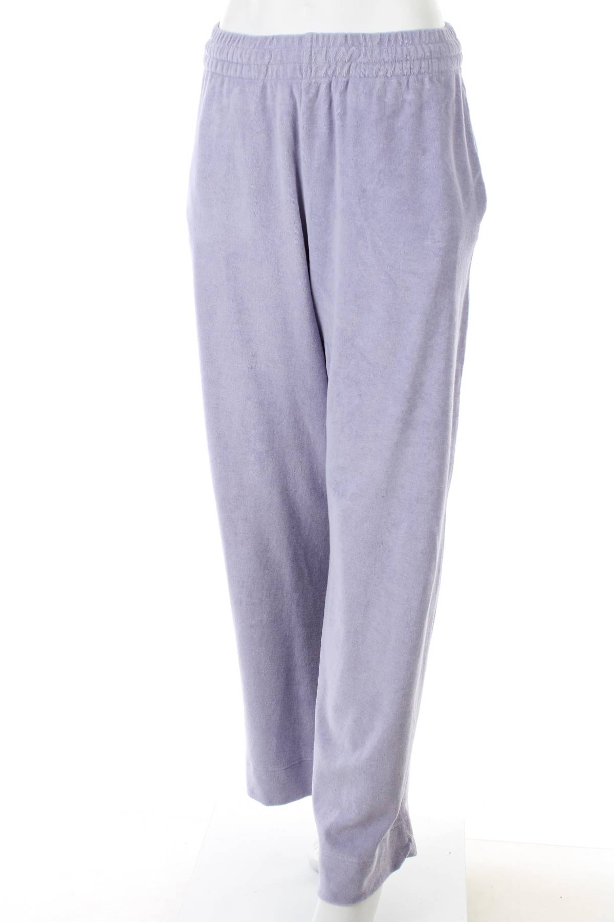 Γυναικείο αθλητικό παντελόνι Weekday1