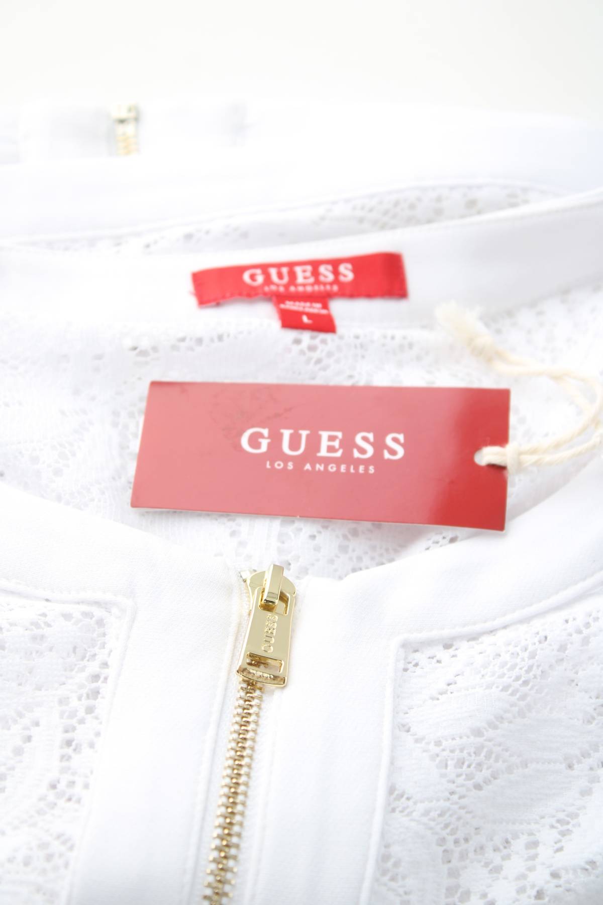 Дамско яке Guess3