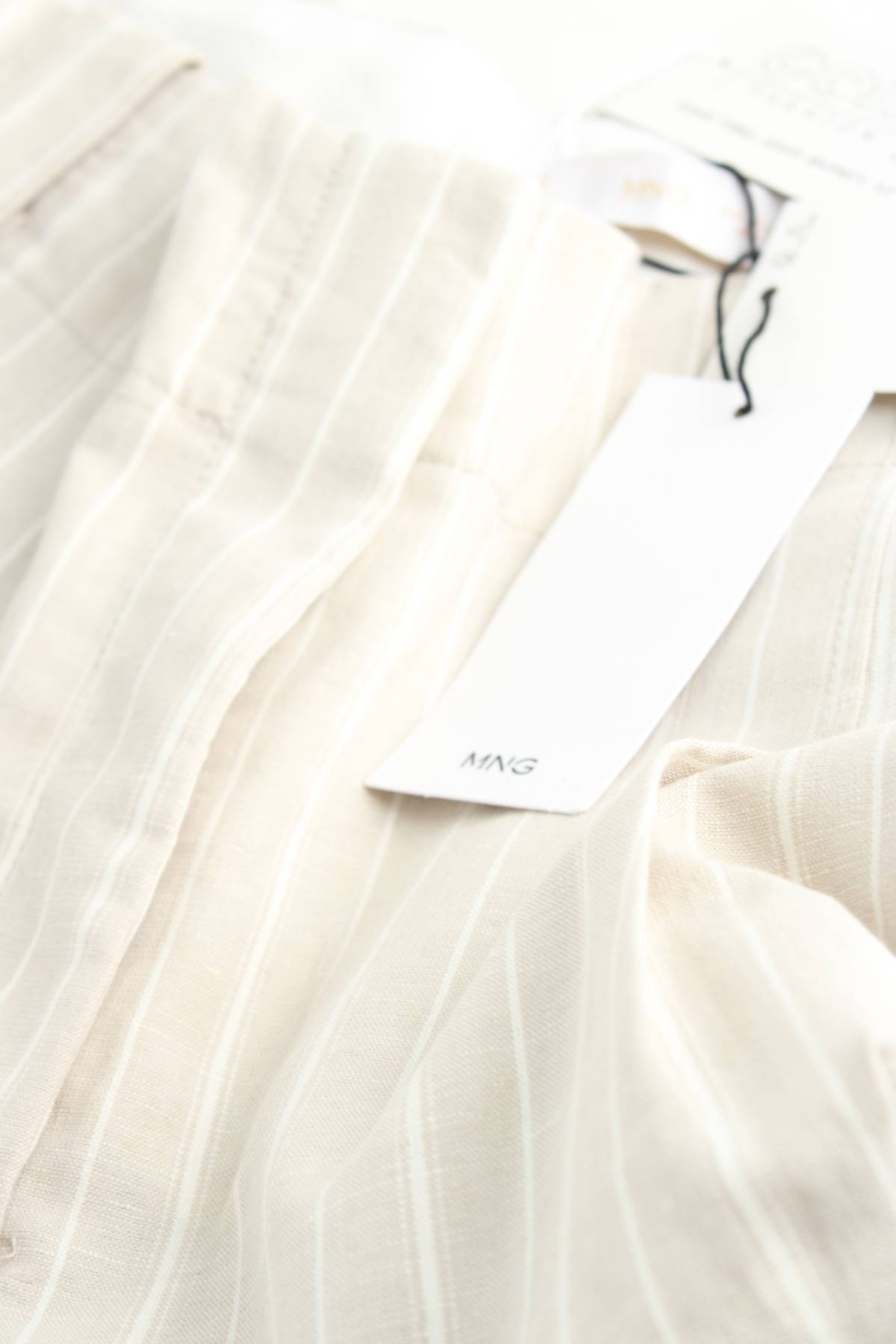 Дамски панталон Mango3