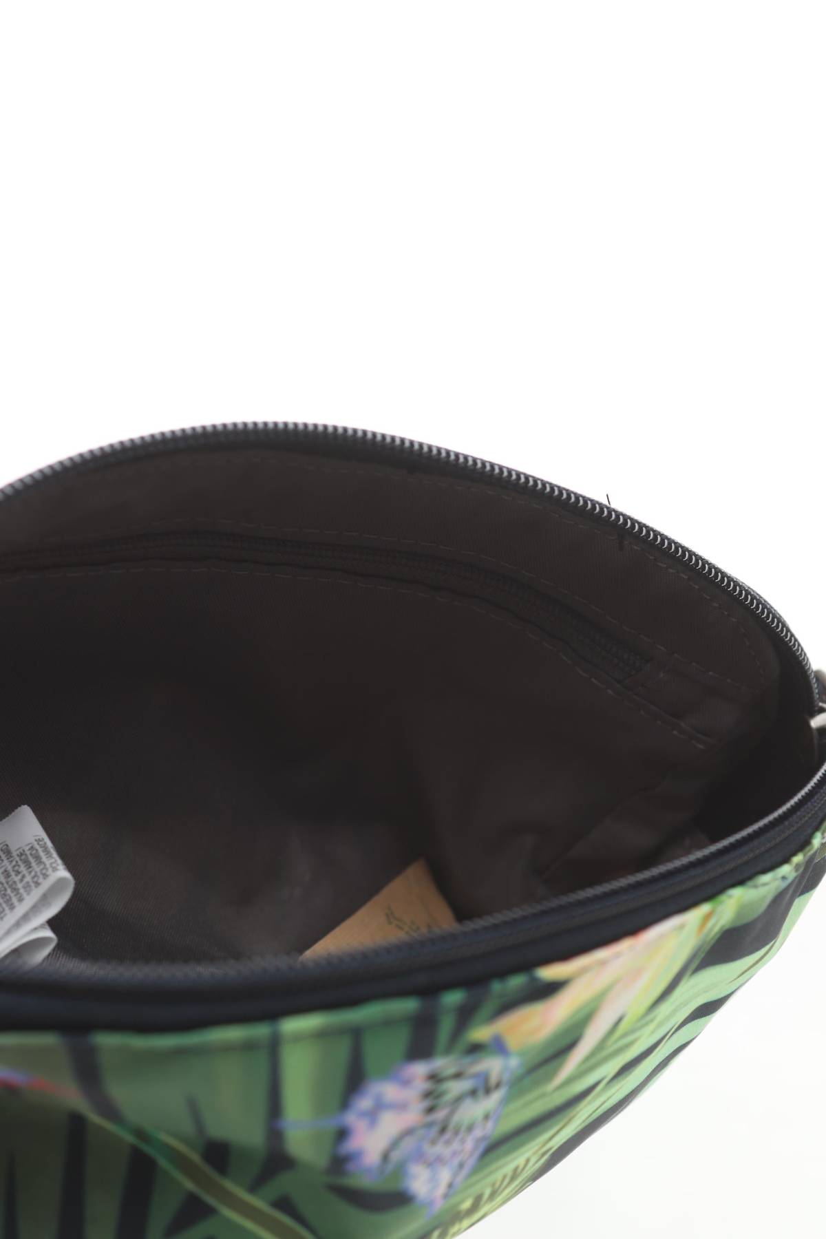 Несесер Jack Wolfskin6 - Contour.bg Несесер Jack Wolfskin6