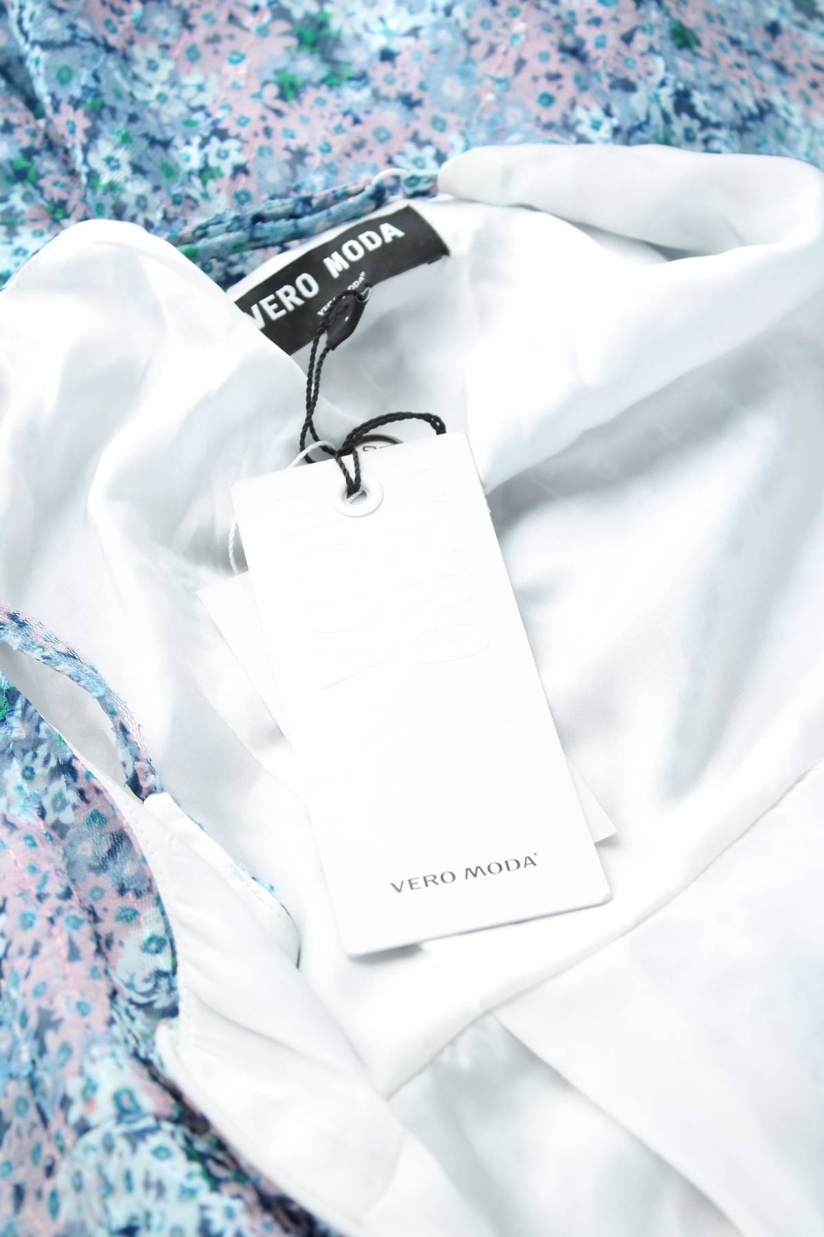 Рокля Vero Moda3