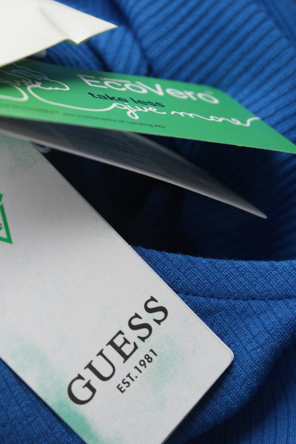 Γυναικεία μπλούζα Guess3