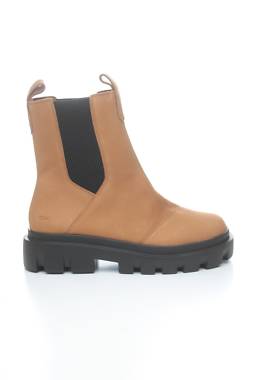 Γυναικεία μποτάκια Toms2