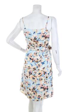 Рокля Vero Moda Classic2