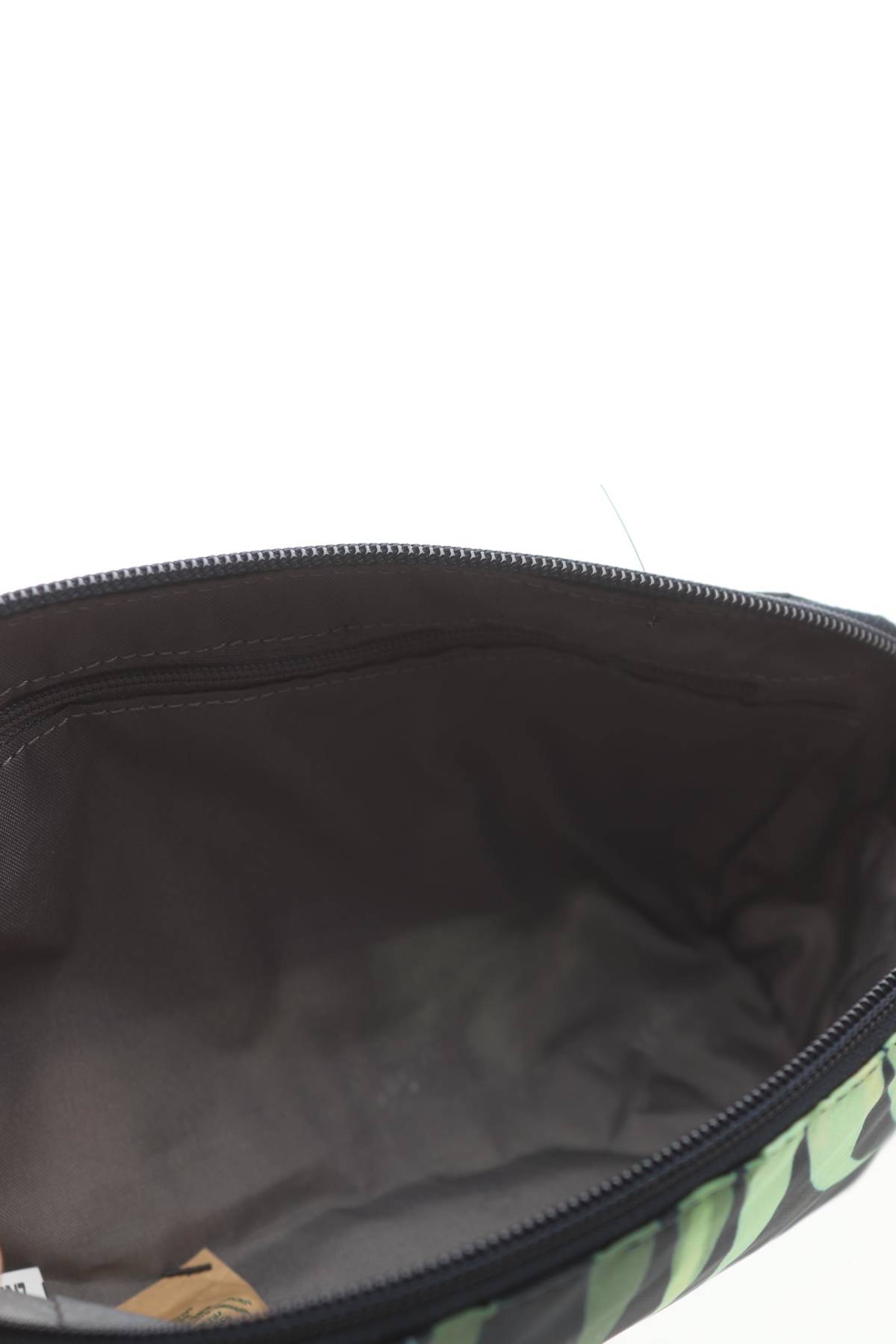 Νεσεσέρ Jack Wolfskin3 - Contourshop.gr Νεσεσέρ Jack Wolfskin3