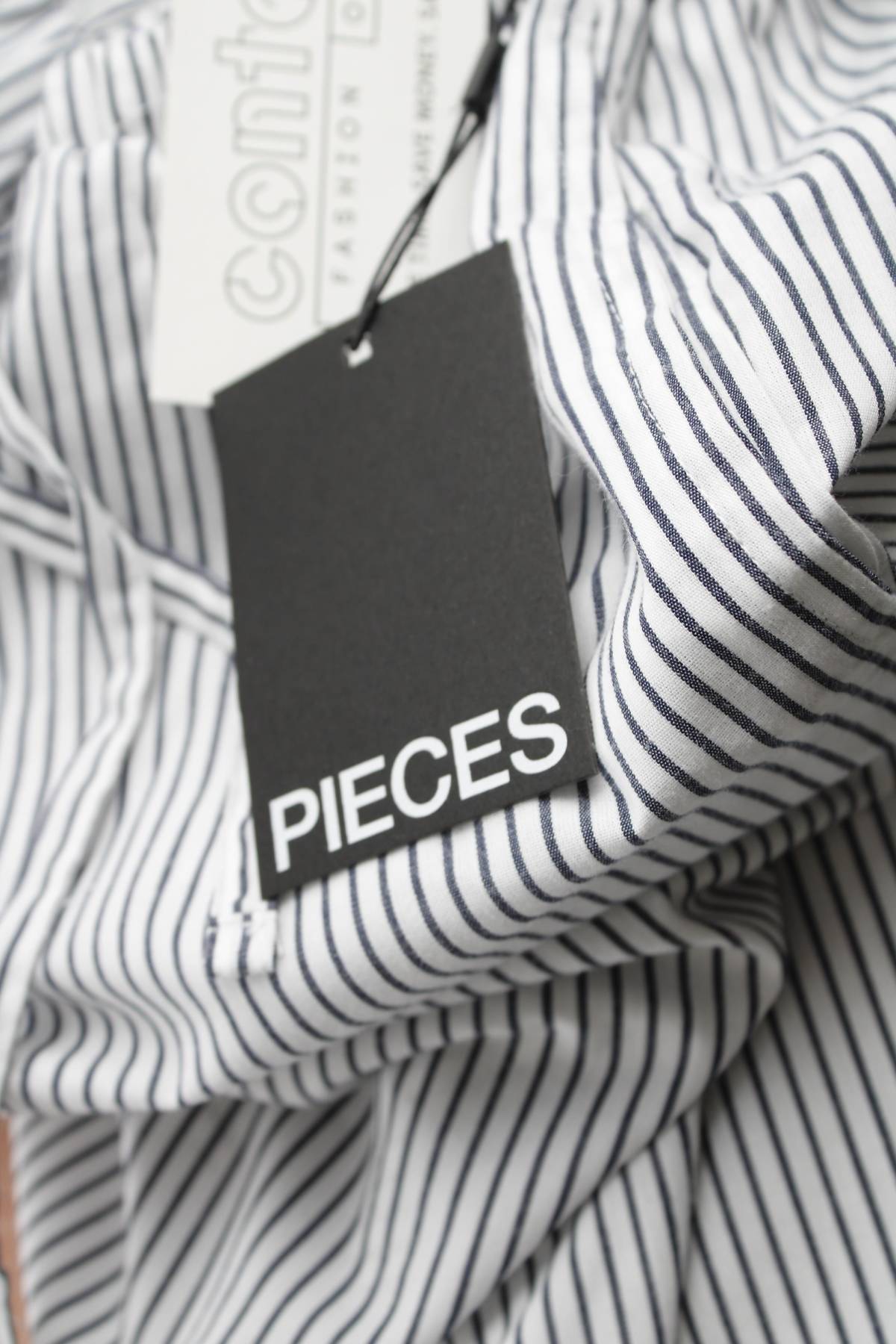 Дамски панталон Pieces3