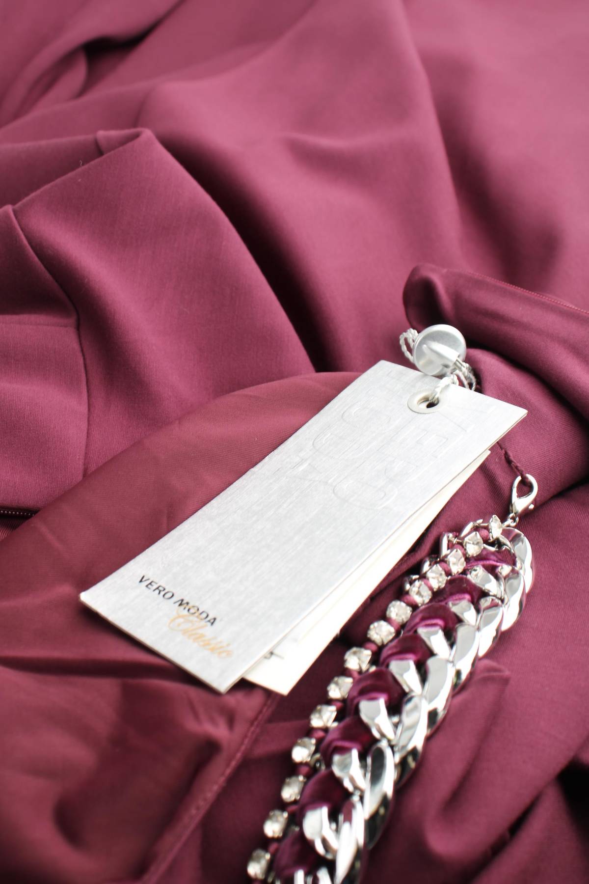 Рокля Vero Moda Classic3 - Contour.bg Рокля Vero Moda Classic3