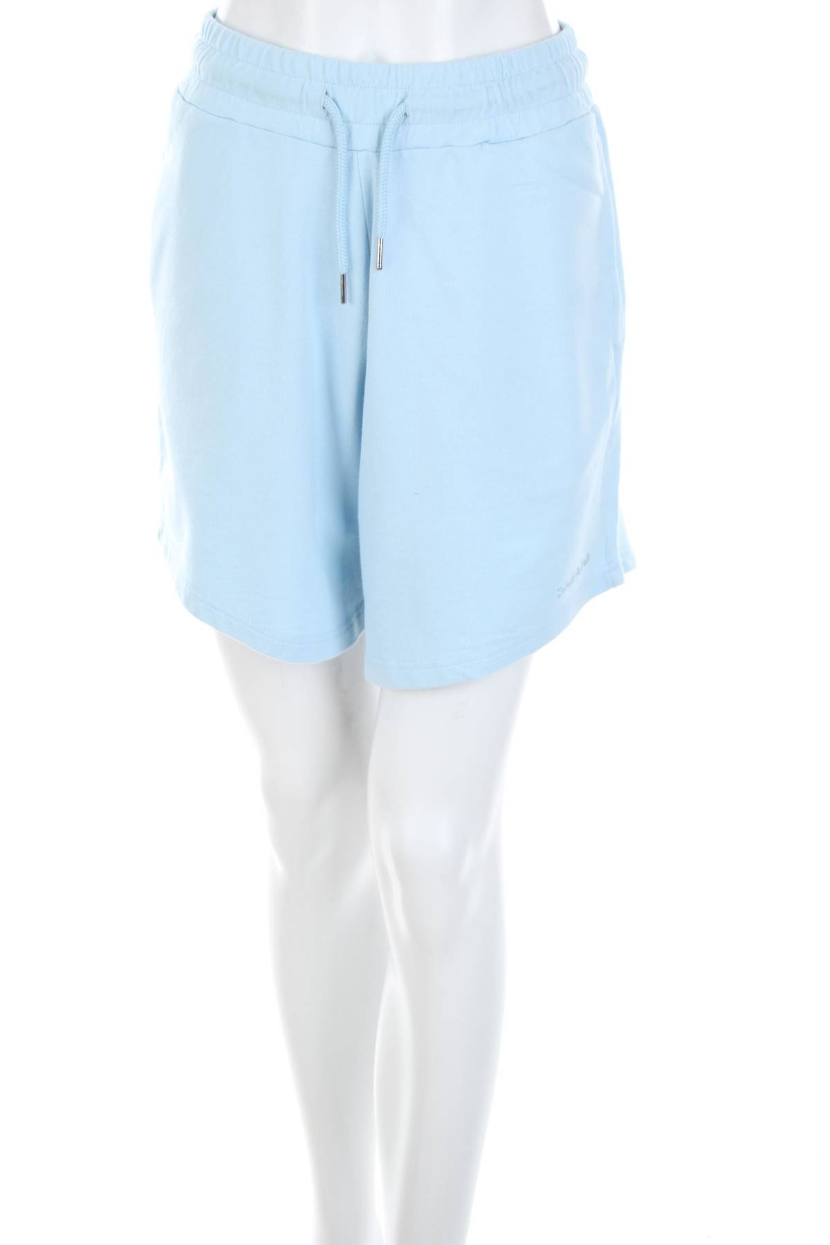 Дамски къс панталон Swedish Fall1