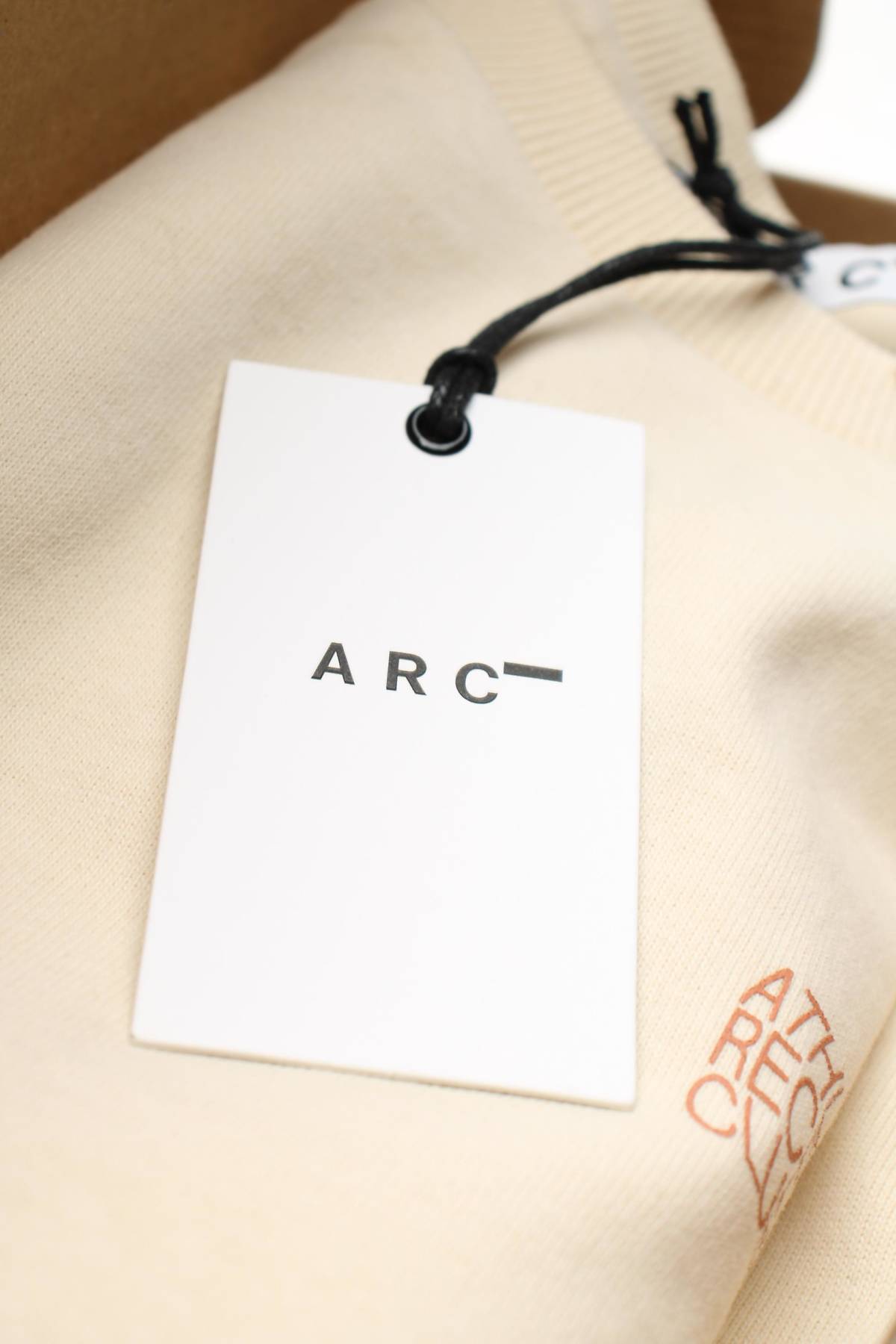 Γυναικεία μπλούζα ARC4 - Contourshop.gr Γυναικεία μπλούζα ARC4