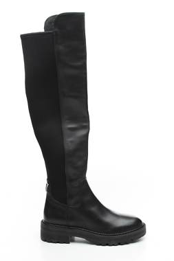 Дамски ботуши Guess1