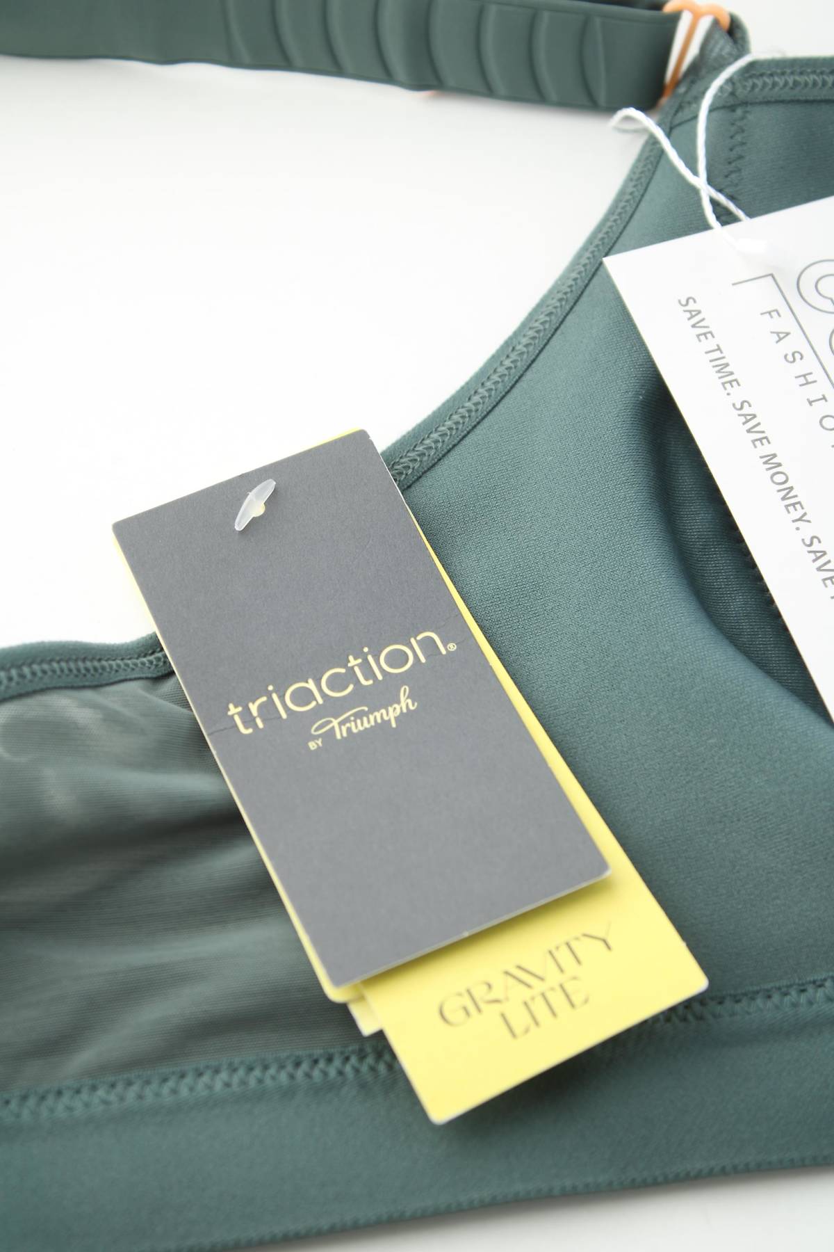 Спортен сутиен Triumph Triaction3