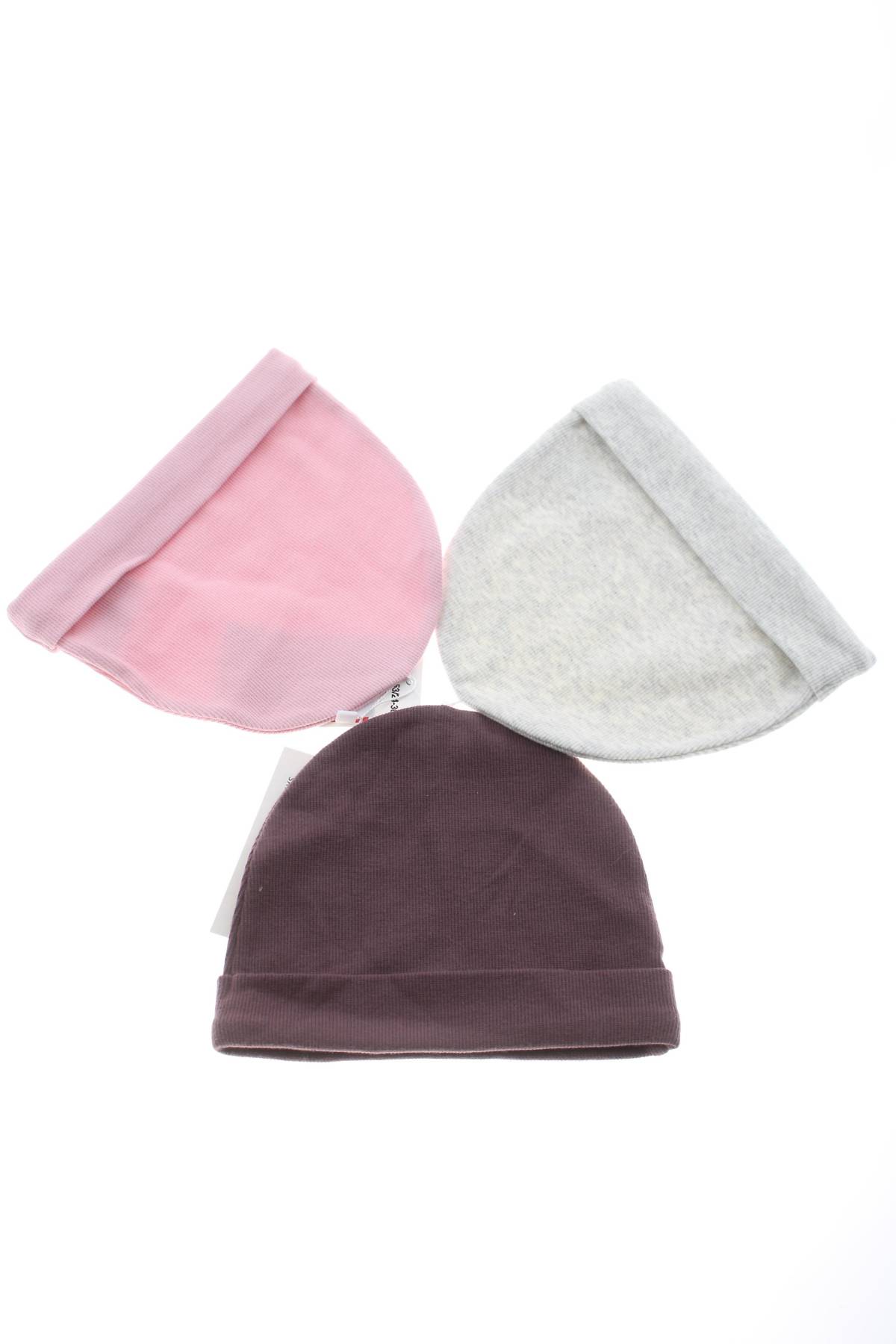 Детска шапка C&A1