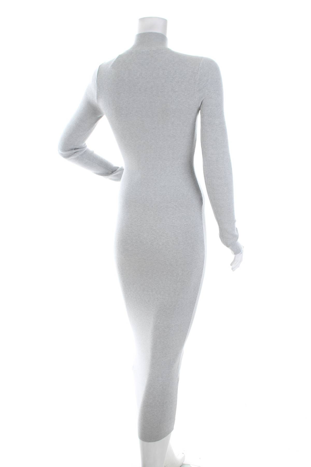 Рокля Michelle Keegan2