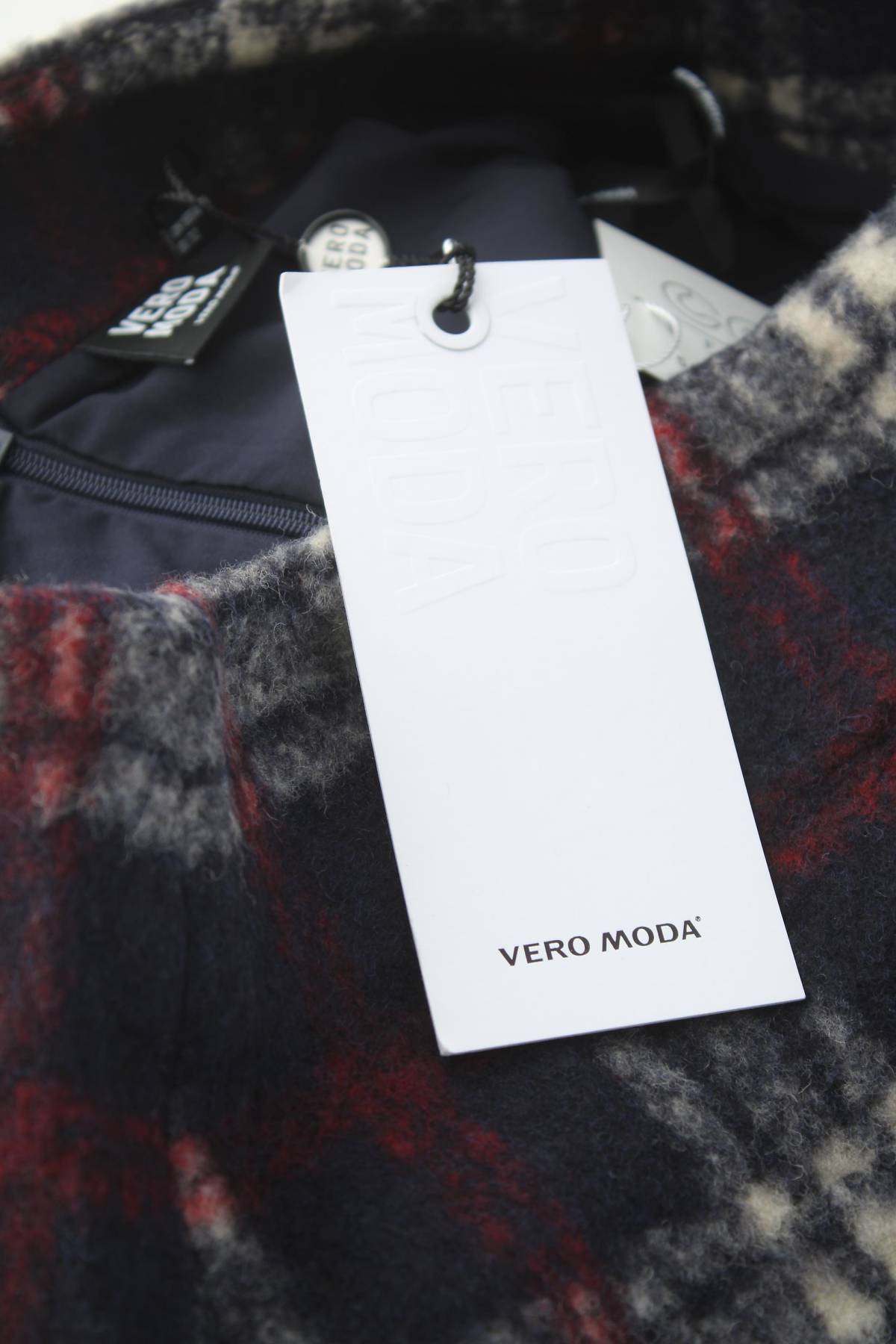 Φούστα Vero Moda3