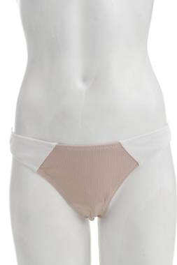 Μαγιό κάτω τμήμα Pretty Little Thing1