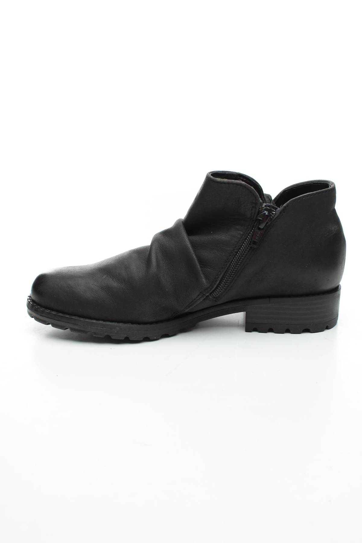 Дамски обувки Clarks2 - Contour.bg Дамски обувки Clarks2