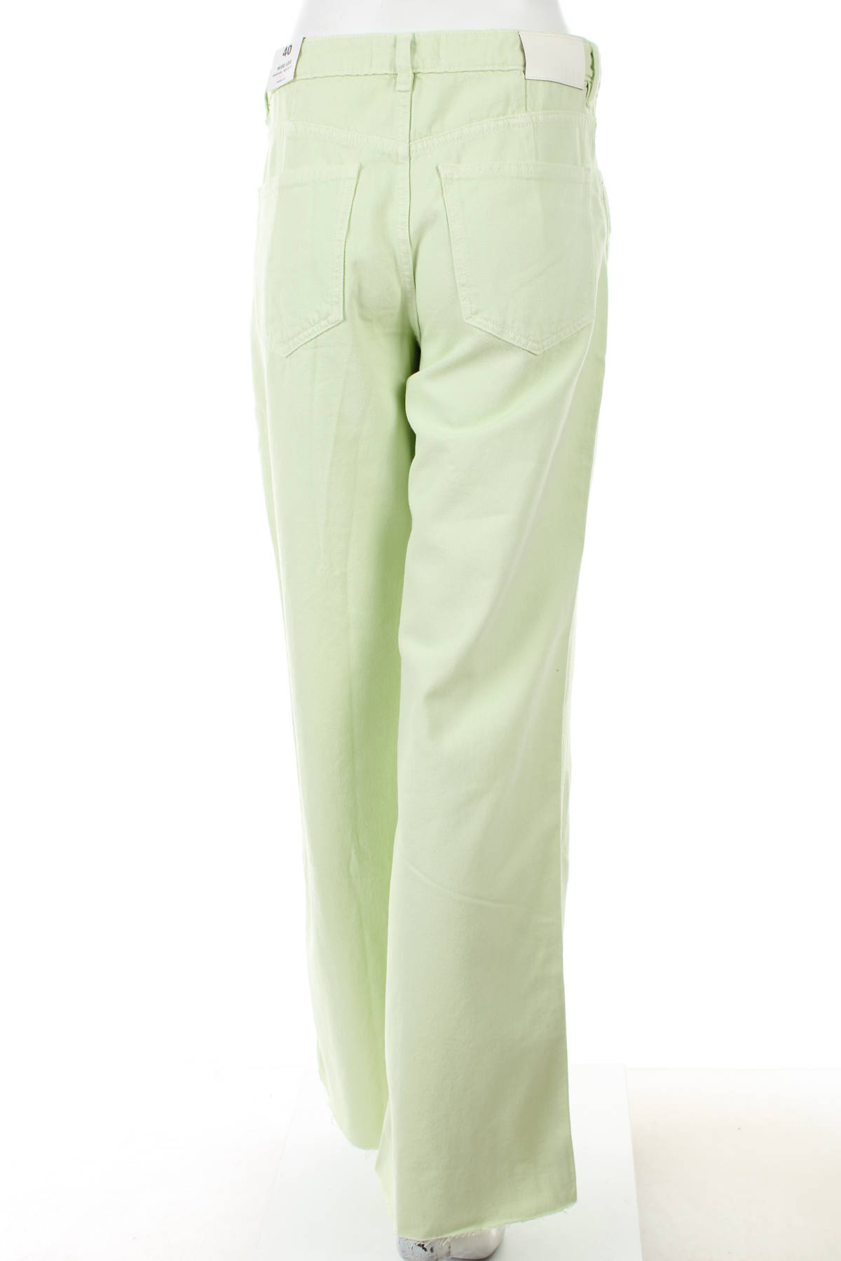 Γυναικεία τζιν Mango2