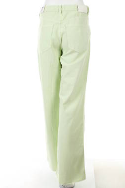 Γυναικεία τζιν Mango2