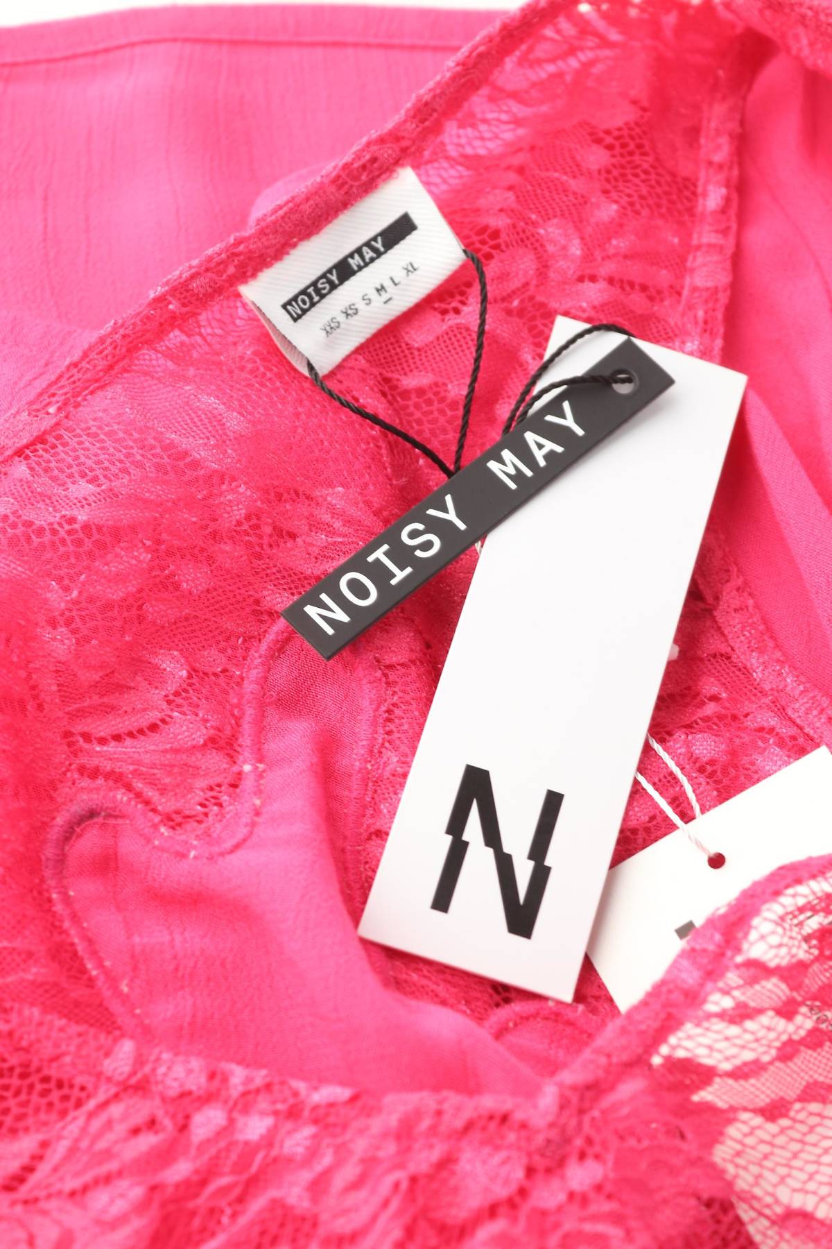 Γυναικείο αμάνικο Noisy May3 - Contourshop.gr Γυναικείο αμάνικο Noisy May3