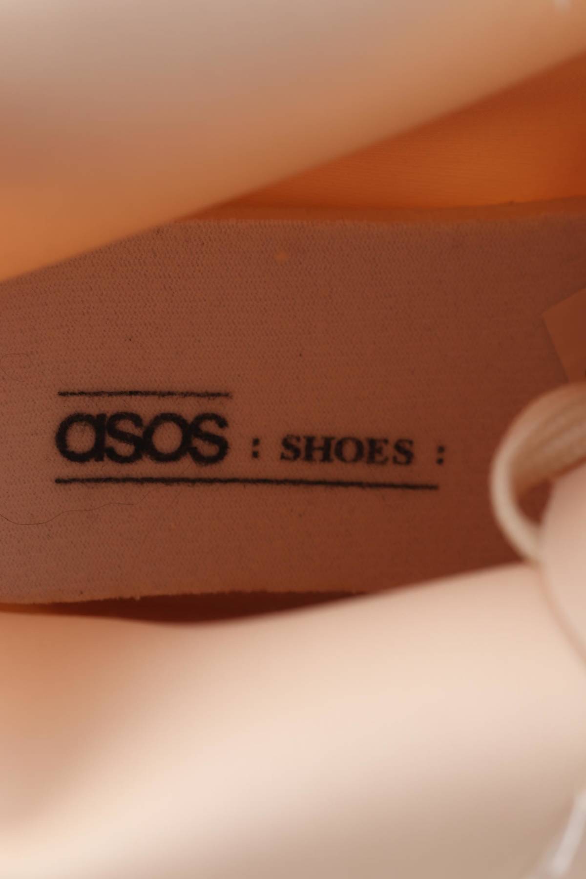 Γυναικεία μποτάκια Asos Design5