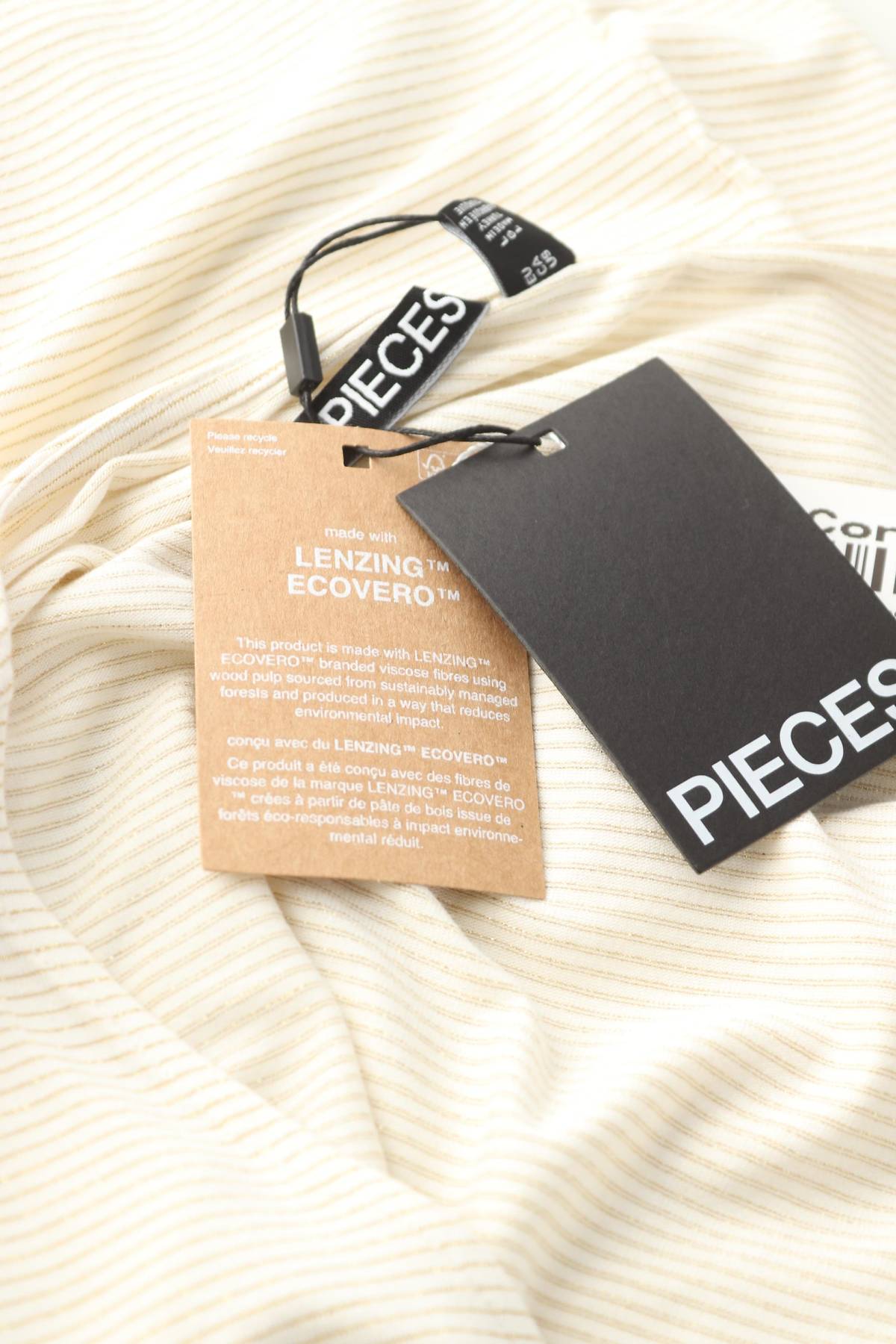 Γυναικεία μπλούζα Pieces3 - Contourshop.gr Γυναικεία μπλούζα Pieces3