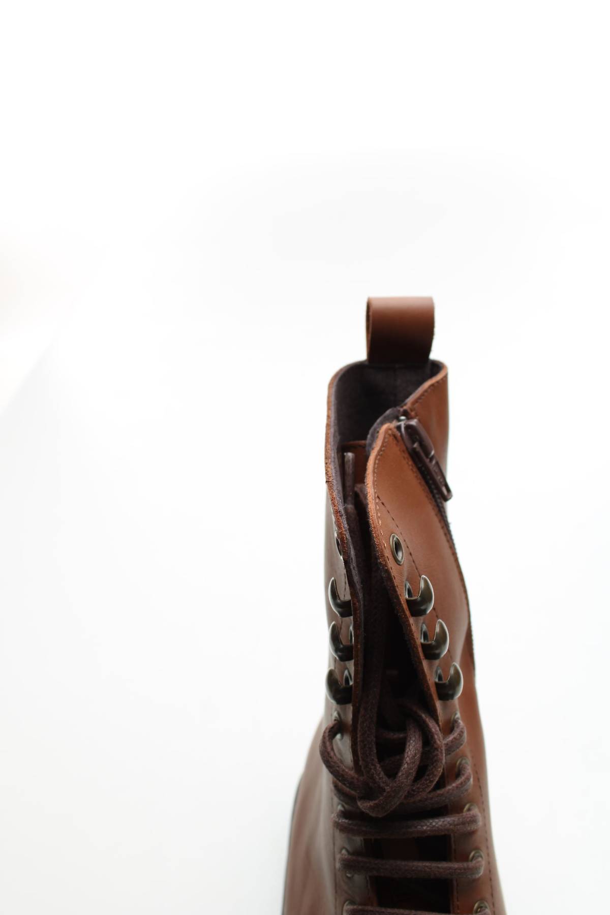 Дамски боти Jonak5