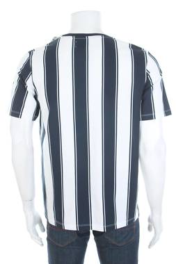 Мъжка тениска Jack & Jones2