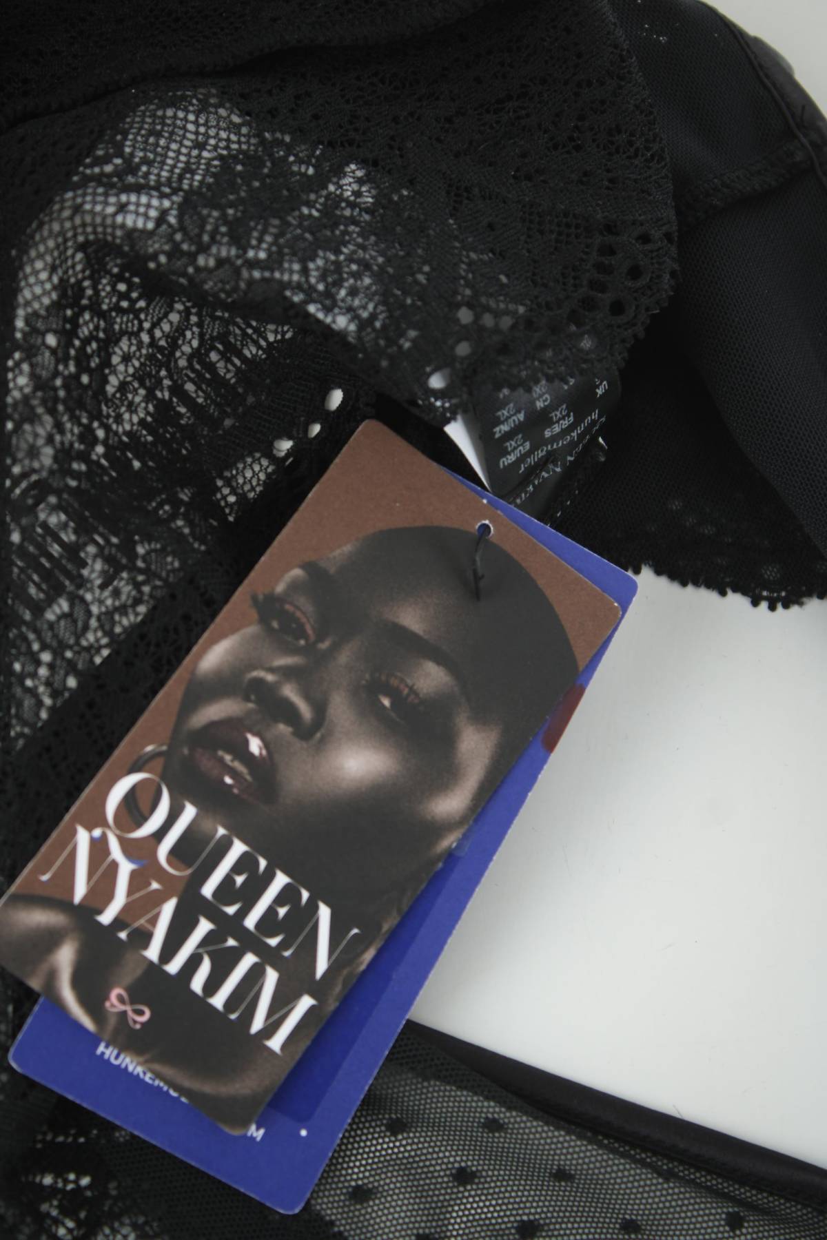 Бикини Hunkemoller x Queen Nyakim3