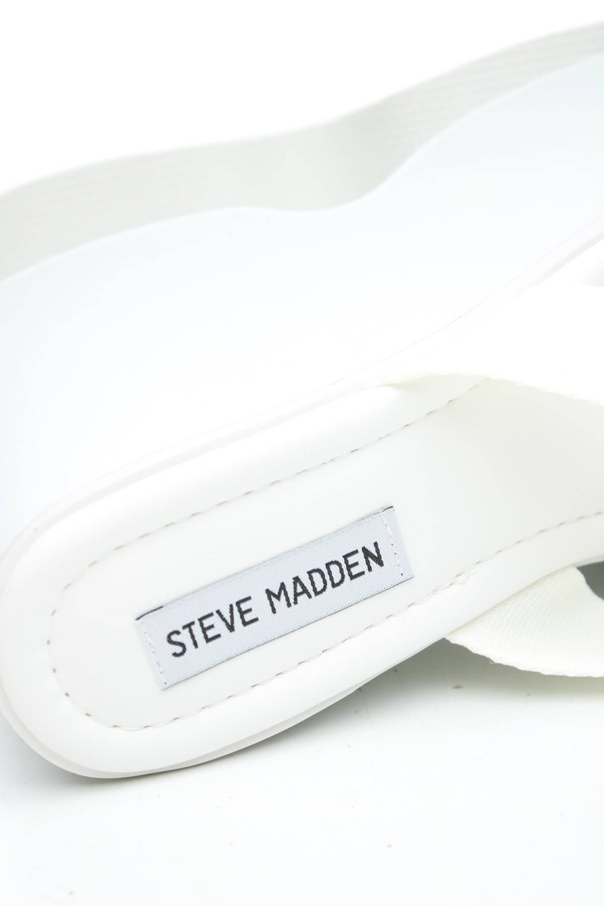 Чехли Steve Madden5 - Contour.bg Чехли Steve Madden5