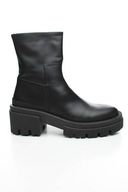 Дамски боти Equitare1