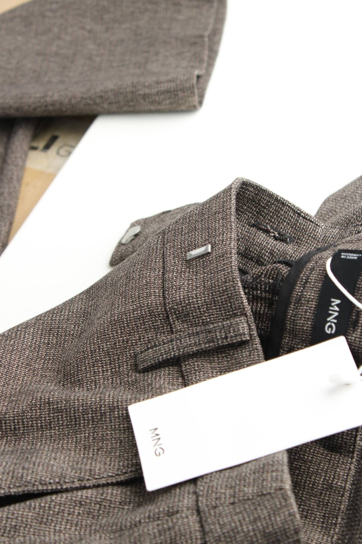 Γυναικείο παντελόνι Mango3