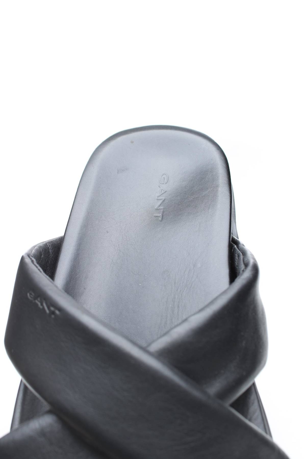 Чехли Gant5