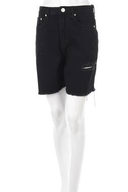 Дамски къси дънки Boohoo1 - Contour.bg Дамски къси дънки Boohoo1
