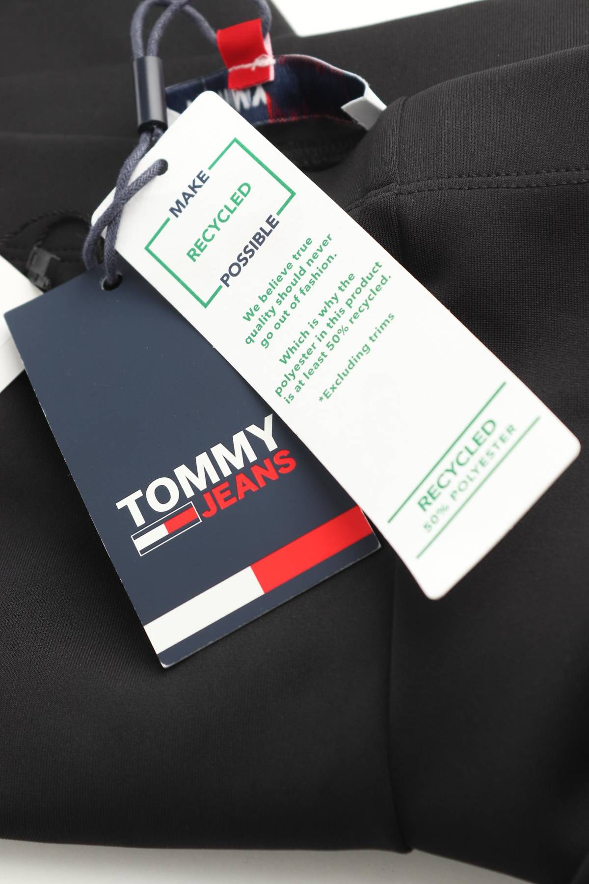 Дамски спортен клин Tommy Jeans3