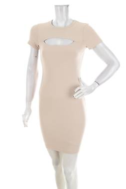 Рокля Guess1