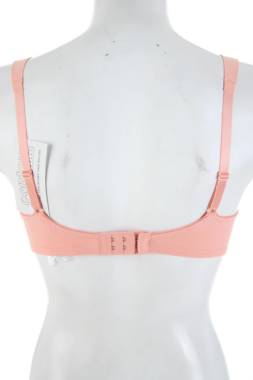 Сутиен Triumph2 - Contour.bg Сутиен Triumph2