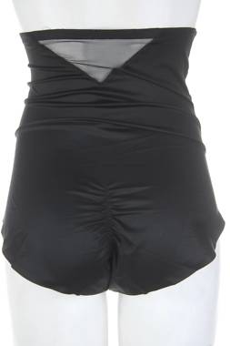 Стягащо бельо Triumph2