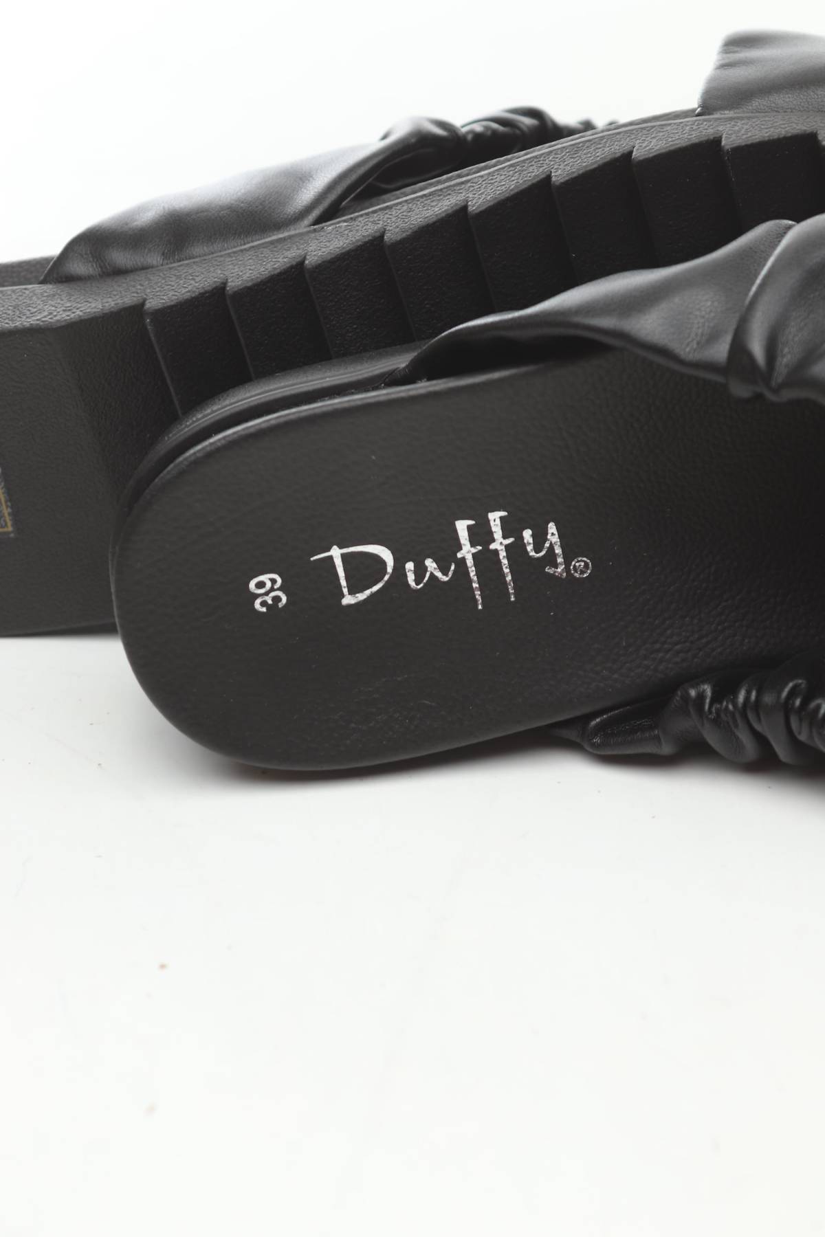 Чехли Duffy5 - Contour.bg Чехли Duffy5