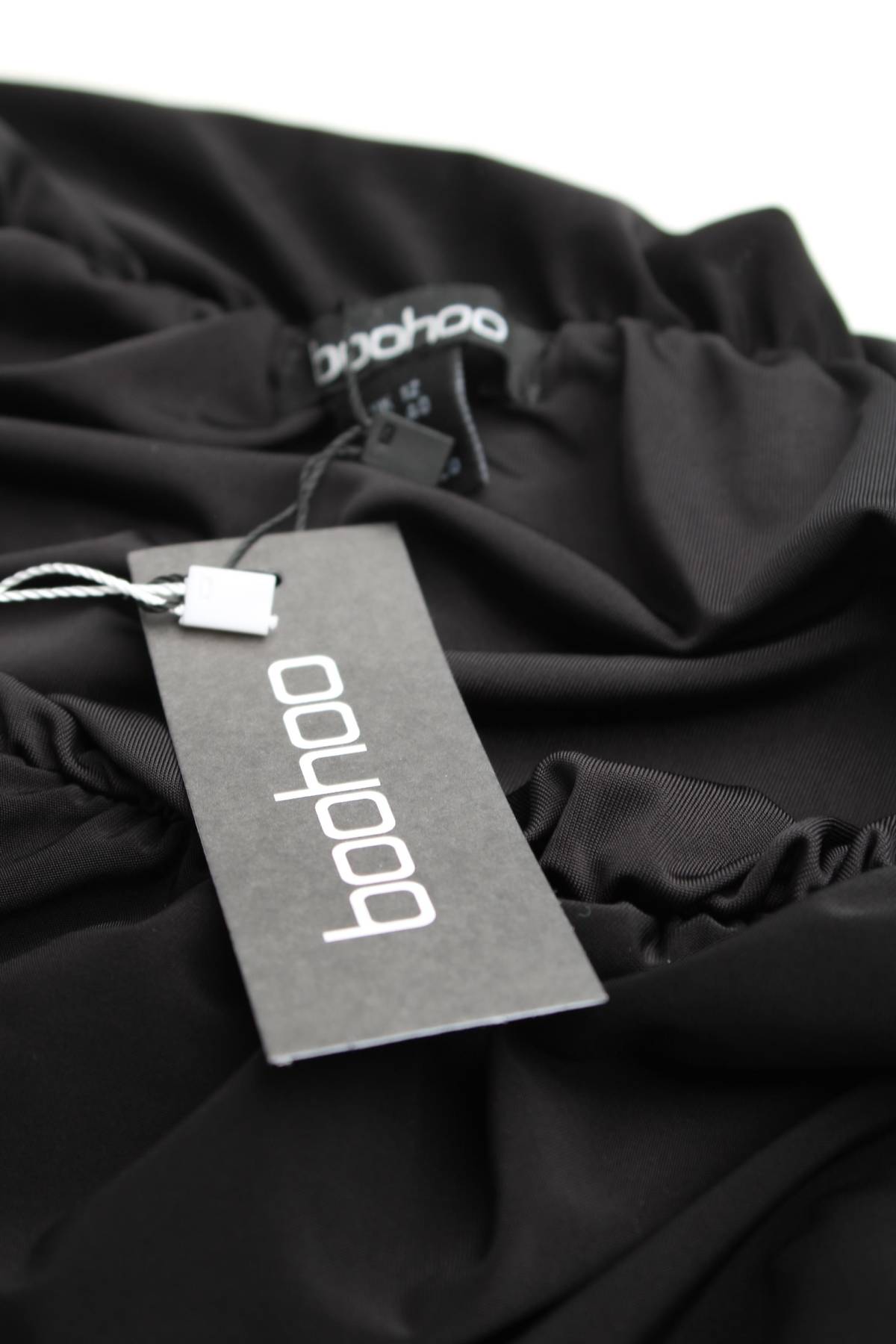 Бюстие Boohoo3 - Contour.bg Бюстие Boohoo3