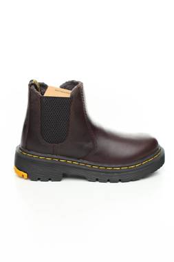 Детски обувки Dr. Martens1