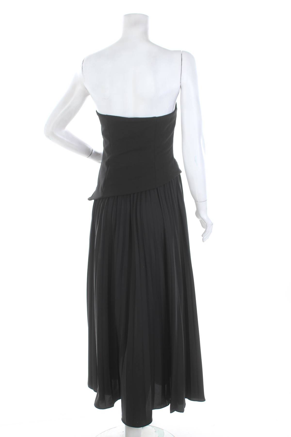 Рокля Michelle Keegan2