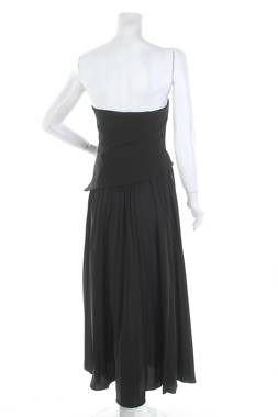 Рокля Michelle Keegan2