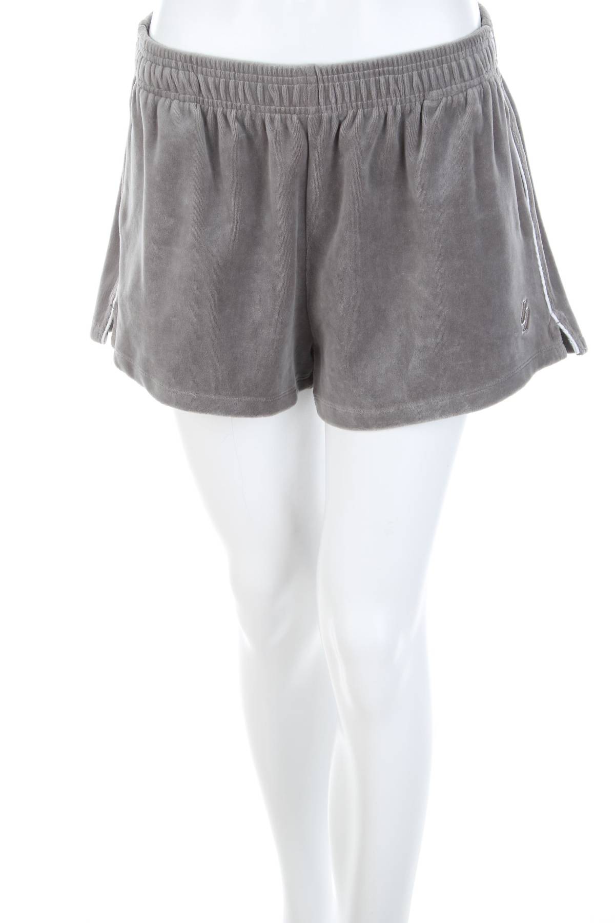 Дамски къс панталон Superdry1