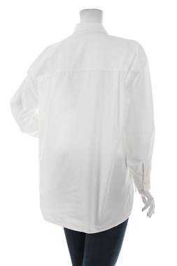 Дамска риза Stradivarius2 - Contour.bg Дамска риза Stradivarius2