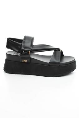 Σανδάλια Liu Jo1 - Contourshop.gr Σανδάλια Liu Jo1