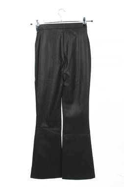 Дамски кожен панталон Guess2