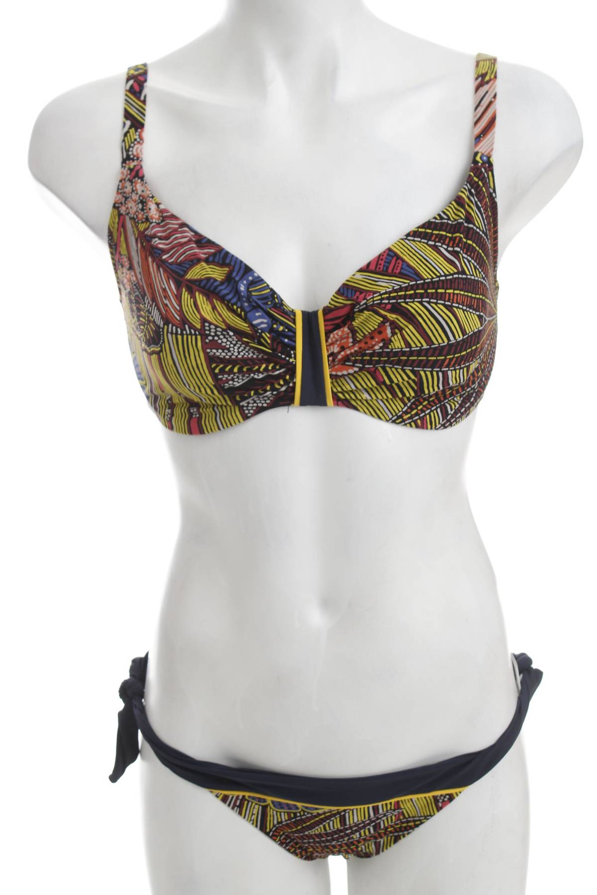 Бански костюм Chantelle1 - Contour.bg Бански костюм Chantelle1