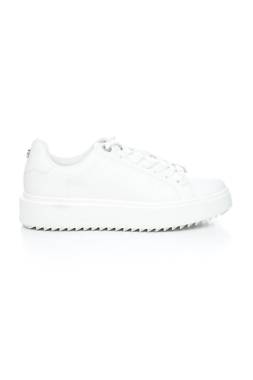 Кецове Steve Madden1 - Contour.bg Кецове Steve Madden1